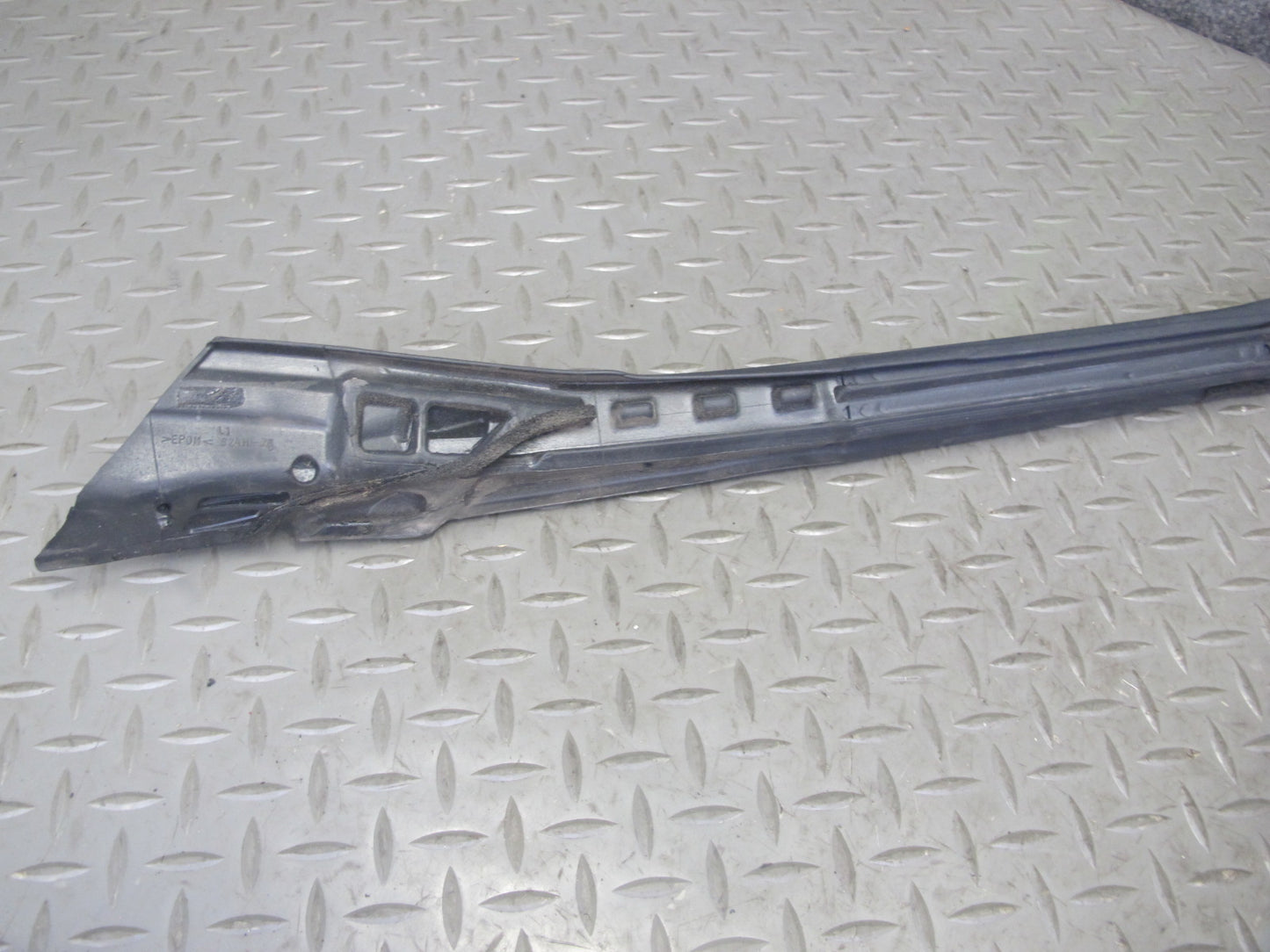 00-09 Honda S2000 Windshield TOP Roof Weatherstrip Rubber Seal Gasket OEM