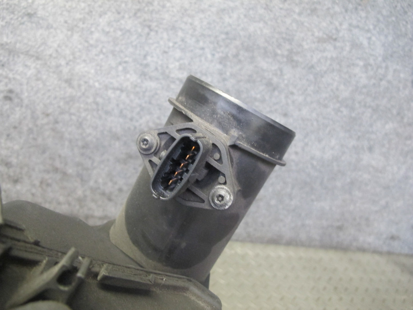 1997-2004 Porsche Boxster 986 Engine Intake Air Cleaner Filter Box Housing