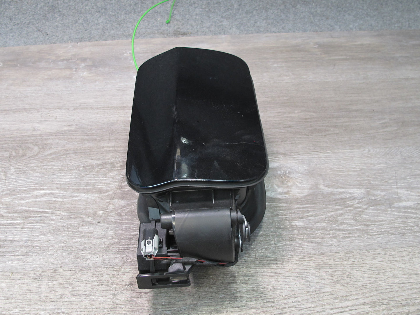 12-18 BMW F30 3-SERIES Fuel Tank Filler Door Lid Hinge Actuator Assembly OEM