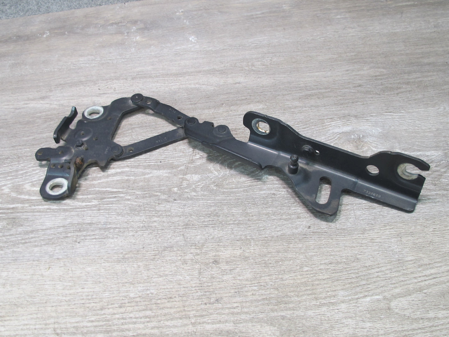 14-16 BMW F30 F31 F32 F33 F34 Set of 2 Front Left & Right Hood Hinge OEM