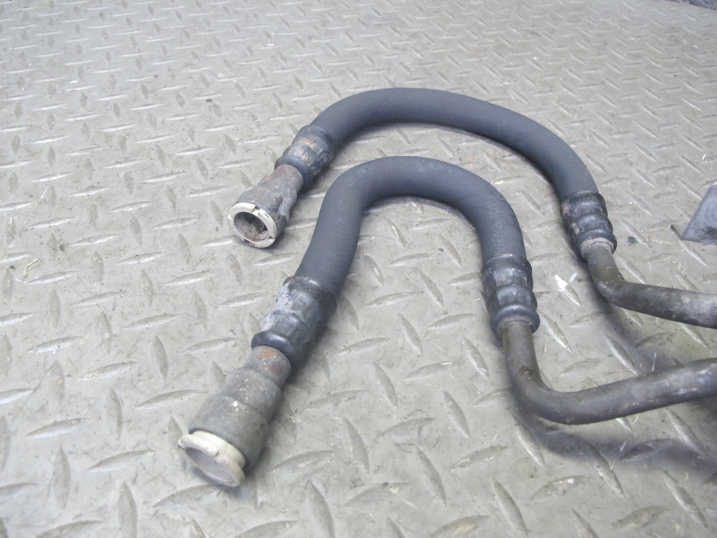 04-06 BMW E46 330i 330Ci A5S390R A/T Transmission Oil Cooler Pipe Line Set OEM
