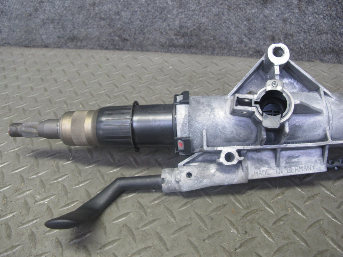2003-2004 Porsche Boxster 986 Steering Column W/ Angle Sensor 99660611900