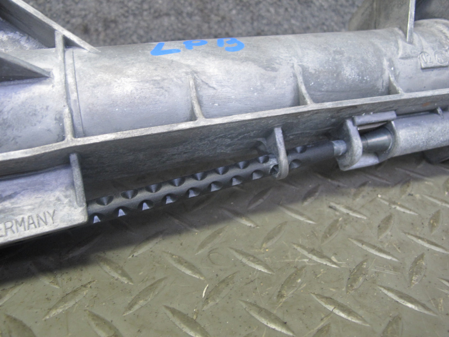 2003-2004 Porsche Boxster 986 Steering Column W/ Angle Sensor 99660611900
