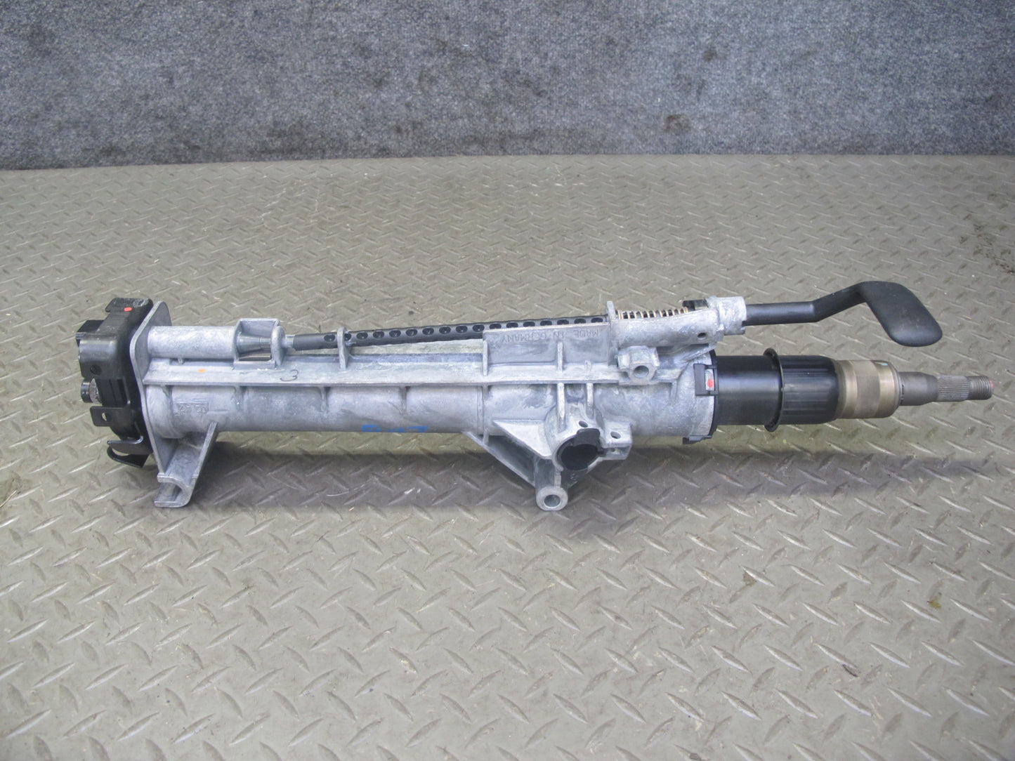2003-2004 Porsche Boxster 986 Steering Column W/ Angle Sensor 99660611900