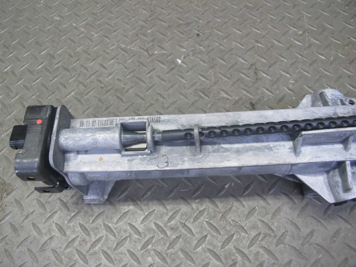 2003-2004 Porsche Boxster 986 Steering Column W/ Angle Sensor 99660611900