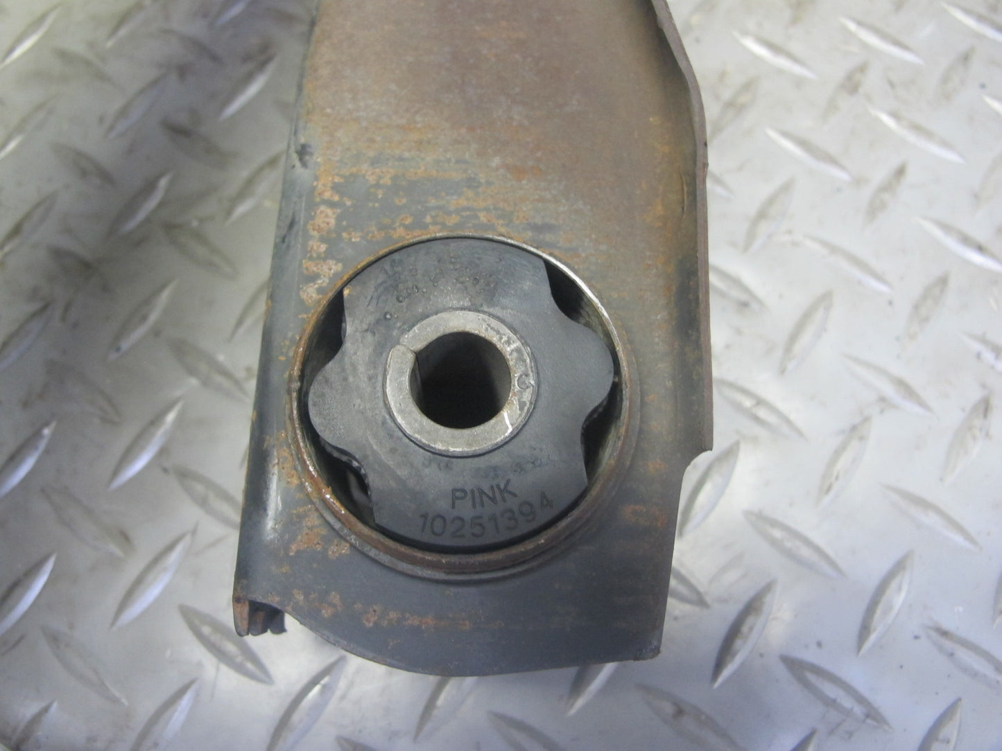 93-02 Pontiac Firebird Camaro Rear Suspension Left & Right Lower Control Arm OEM