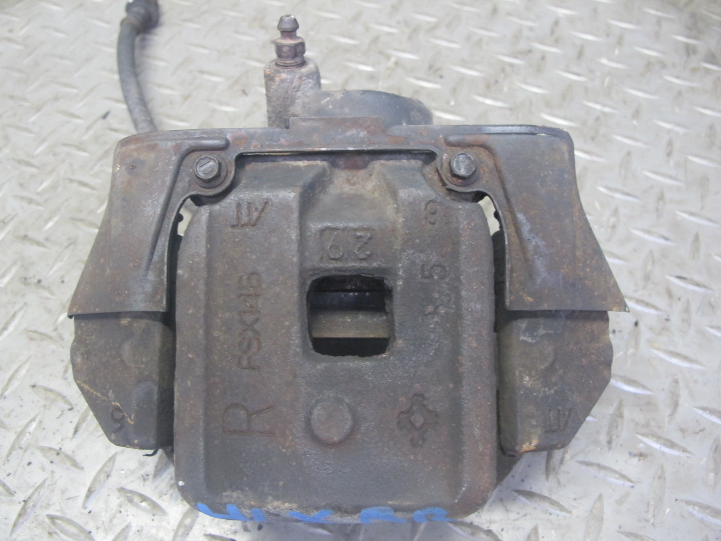 2003-2007 Lexus UZJ100L LX470 AWD Rear Left & Right Brake Caliper Set of 2