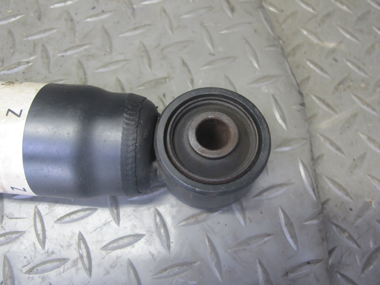 1998-2007 Lexus UZJ100L LX470 Front Left & Right Strut Shock Absorber Set of 2