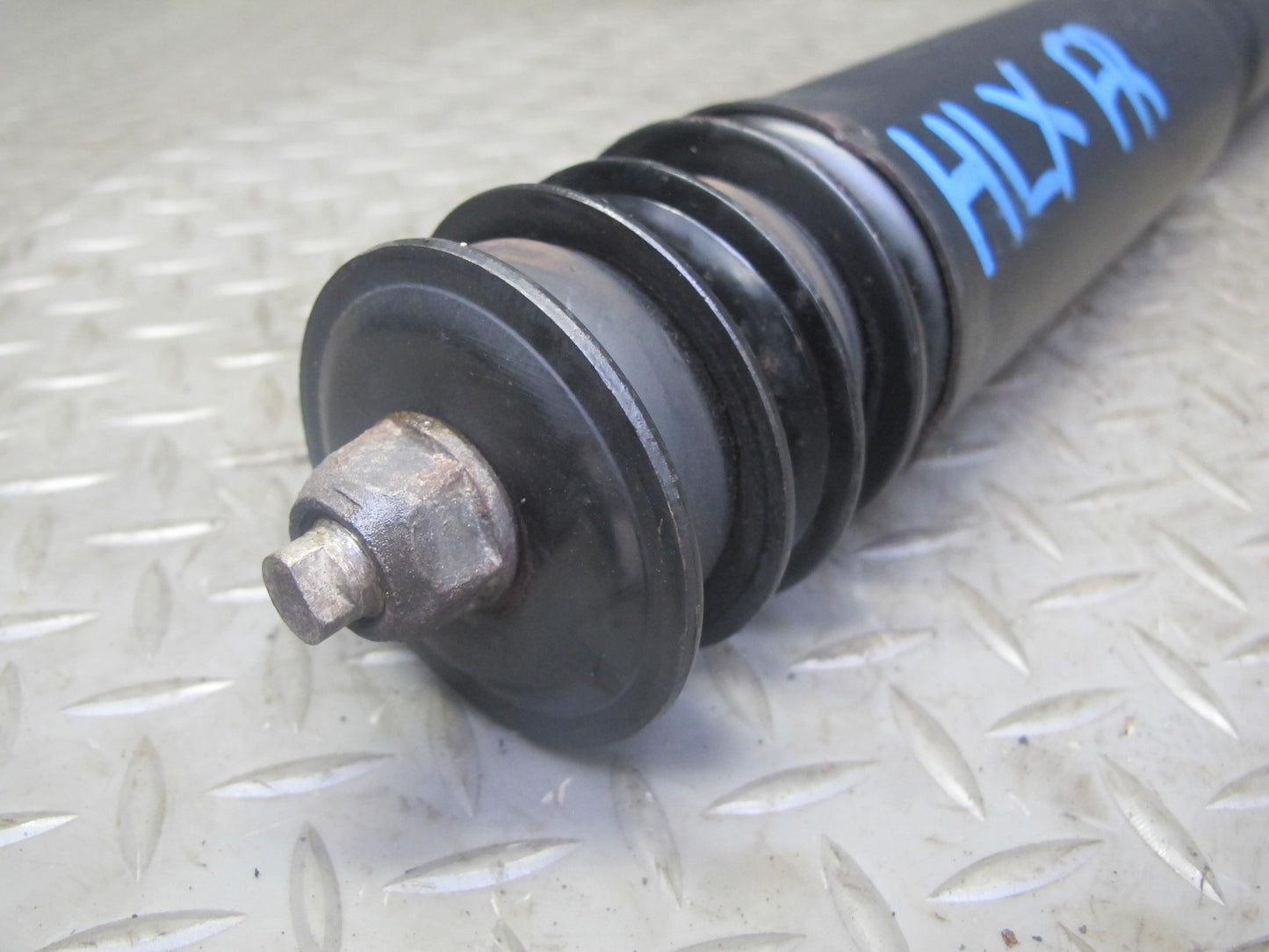 1998-2007 Lexus UZJ100L LX470 Front Left & Right Strut Shock Absorber Set of 2