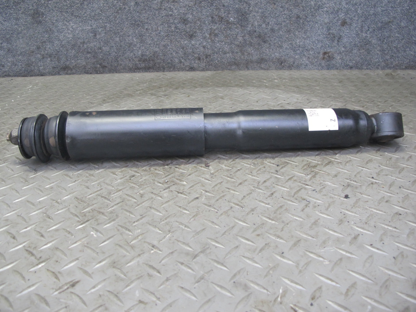 1998-2007 Lexus UZJ100L LX470 Front Left & Right Strut Shock Absorber Set of 2