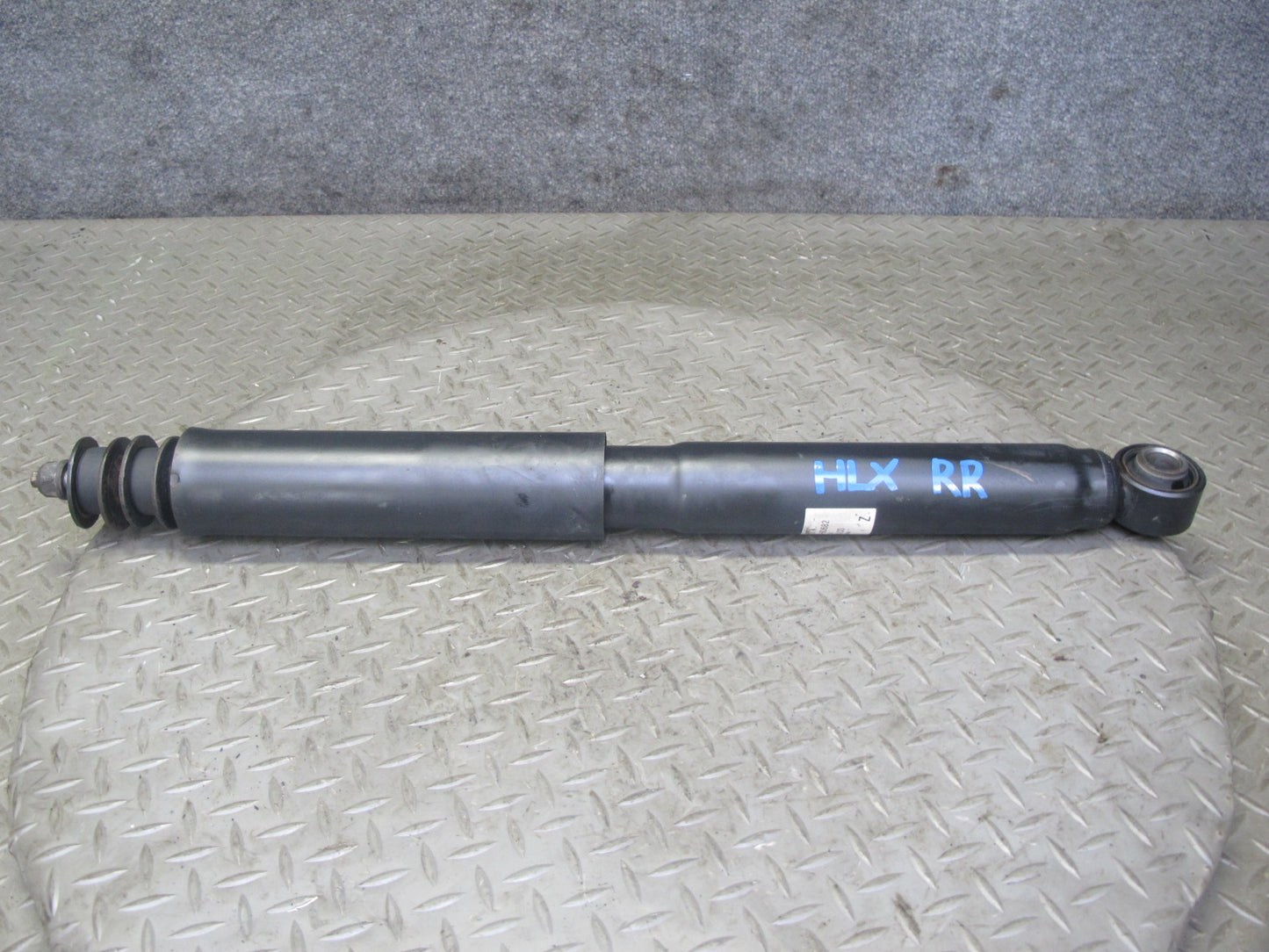 1998-2007 Lexus UZJ100L LX470 Rear Left & Right Strut Shock Absorber Set of 2