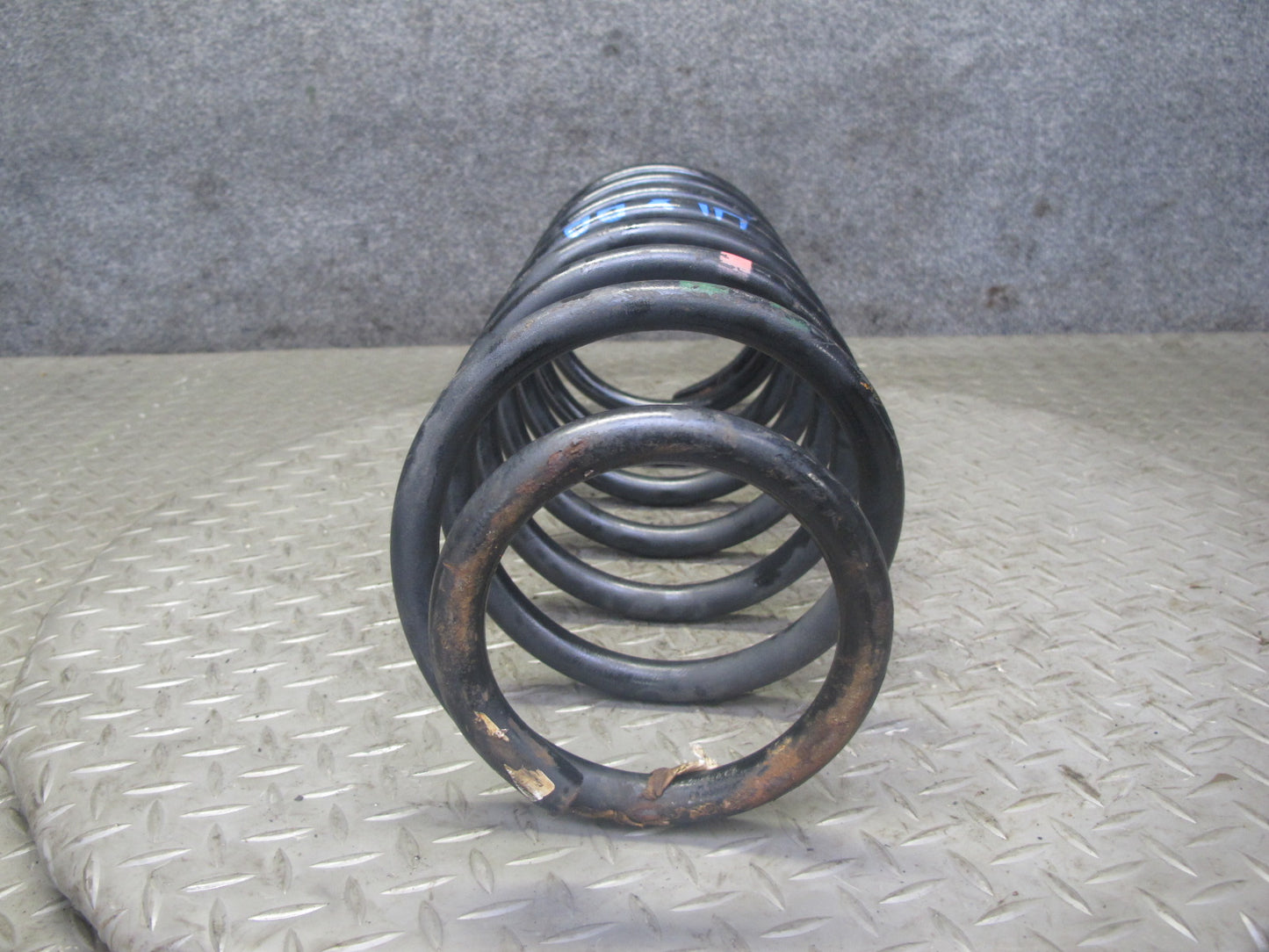 1998-2007 Lexus UZJ100L LX470 AWD Rear Left & Right Coil Spring Set of 2