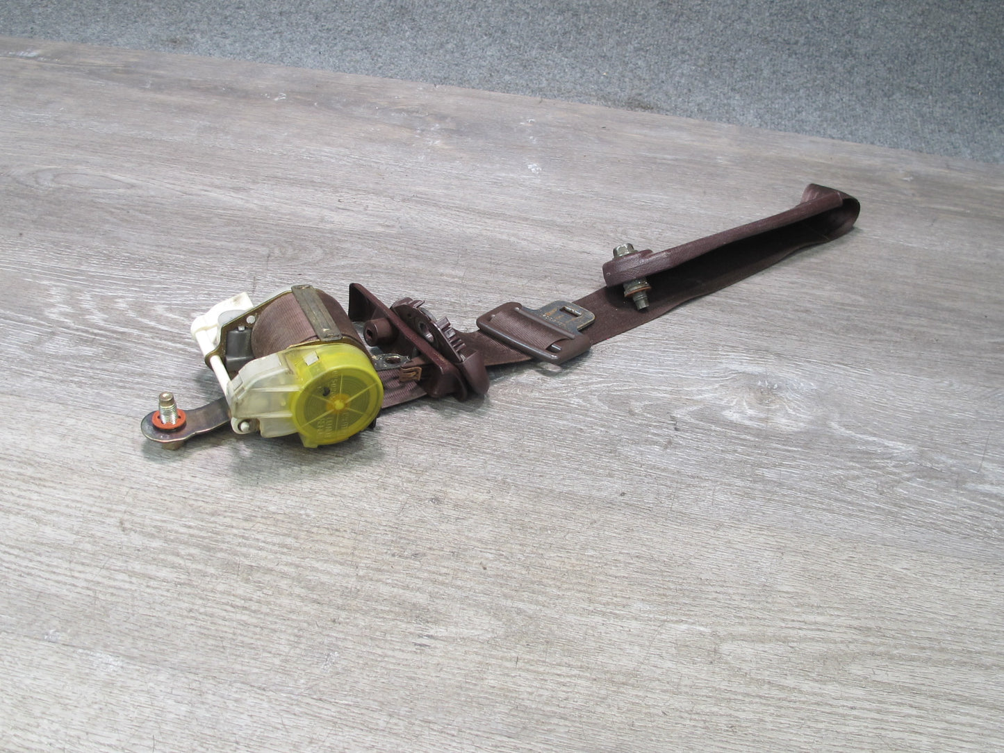 89-92 TOYOTA SUPRA MK3 FRONT RIGHT & LEFT SIDE SEATBELT RETRACTOR SET OEM