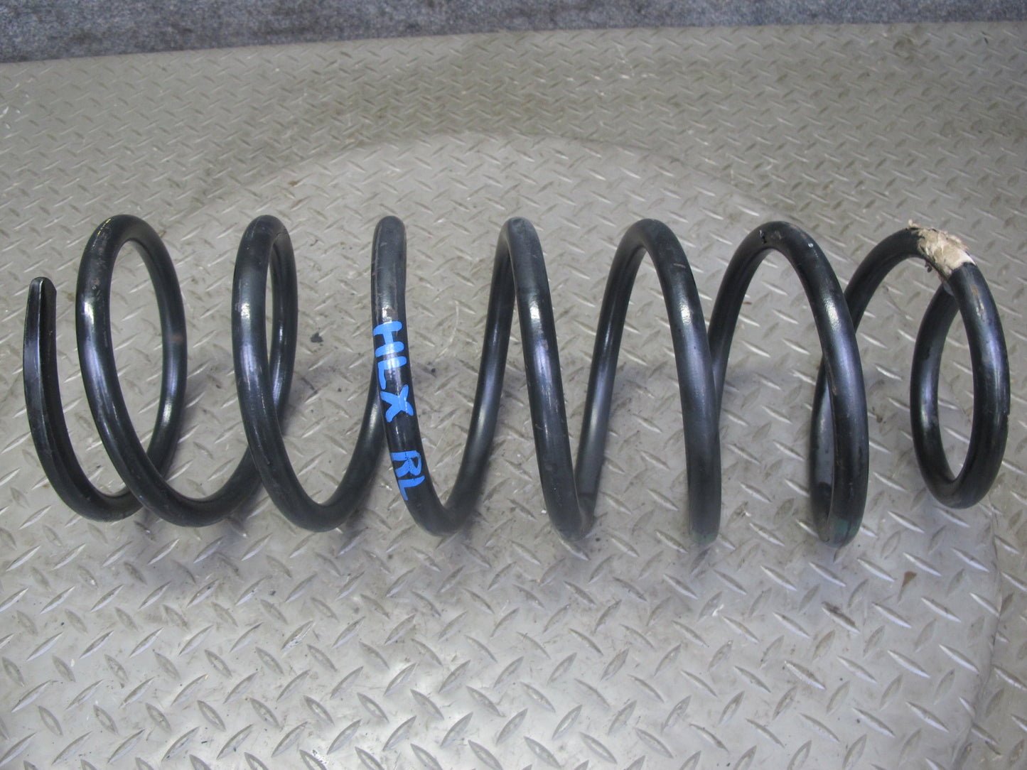 1998-2007 Lexus UZJ100L LX470 AWD Rear Left & Right Coil Spring Set of 2