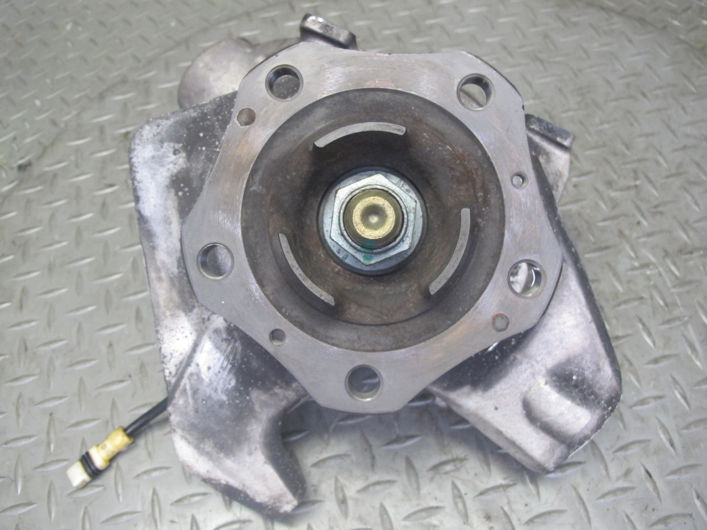 1997-2004 Porsche Boxster 986 Front Left Side Spindle Knuckle Wheel Hub Bearing