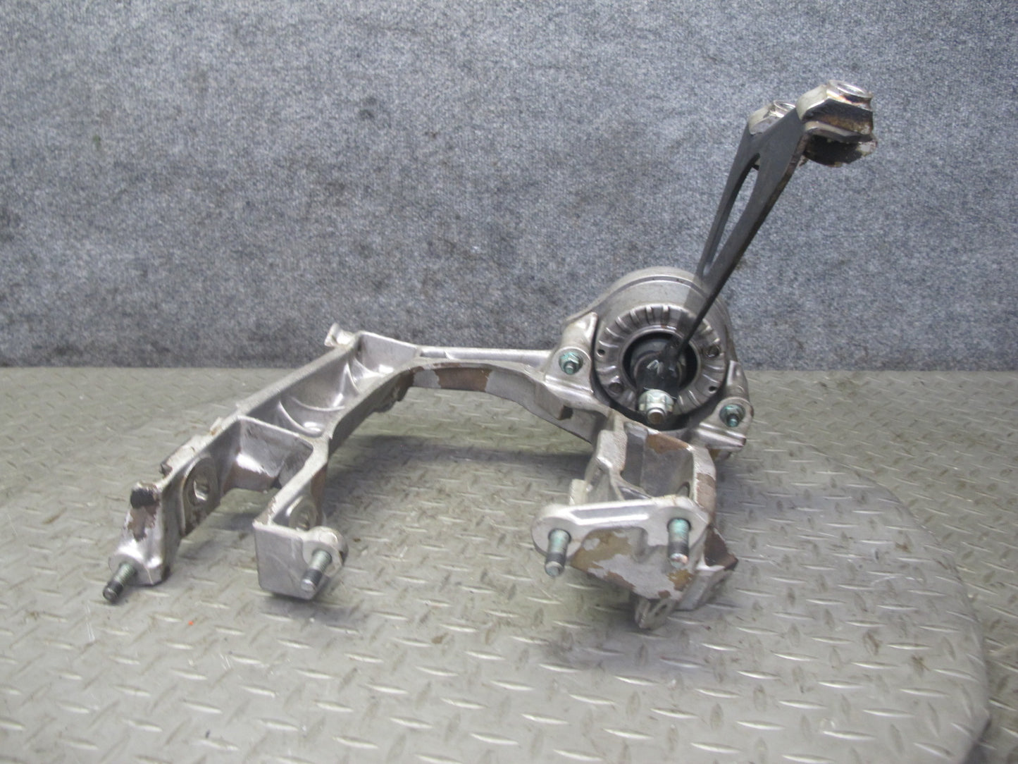 00-04 Porsche Boxster 986 M/T 5 Speed Transmission Subframe Mount Bracket Set
