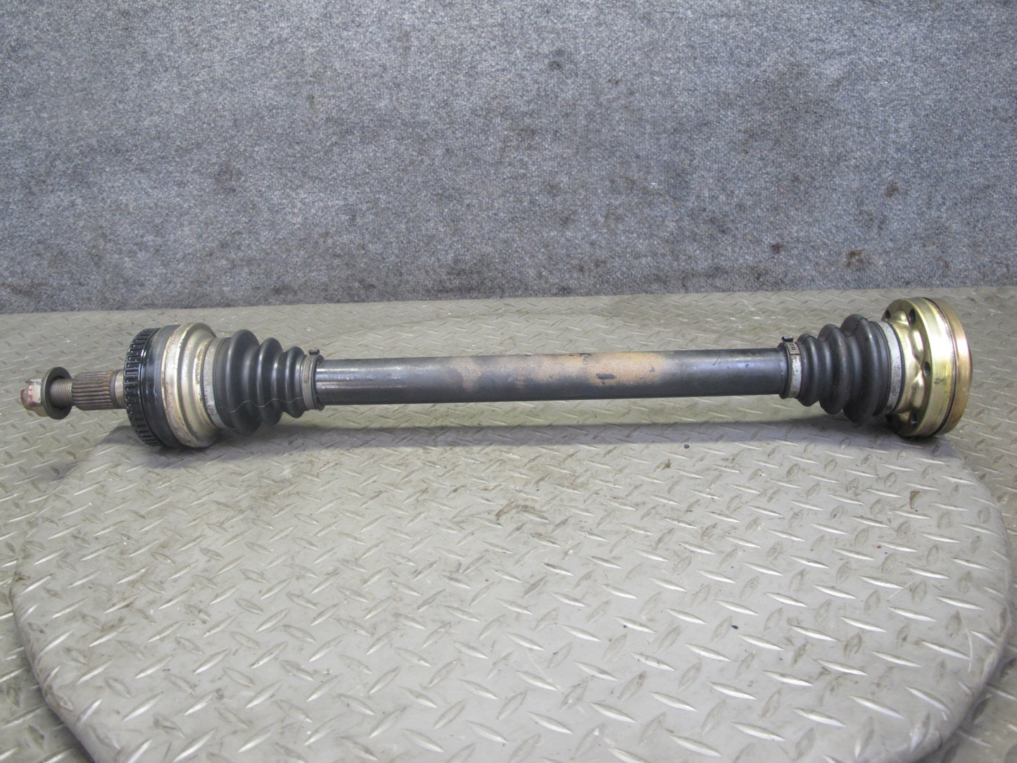 2003-2004 Porsche Boxster 986 M/T 5-SPEED Rear Right Side Suspension Axle Shaft