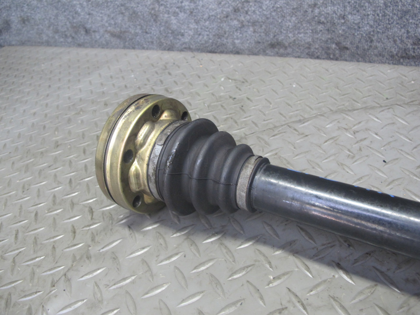 2003-2004 Porsche Boxster 986 M/T 5-SPEED Rear Right Side Suspension Axle Shaft