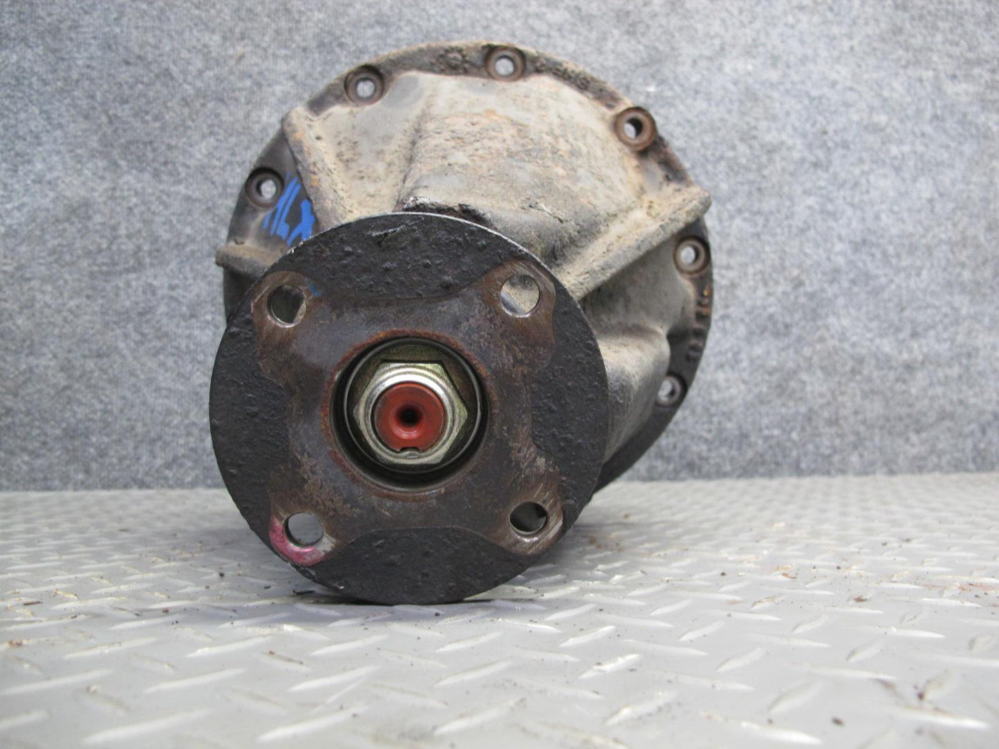 2003-2007 Lexus J100 LX470 4WD Rear Differential Axle Carrier 4.10 Ratio