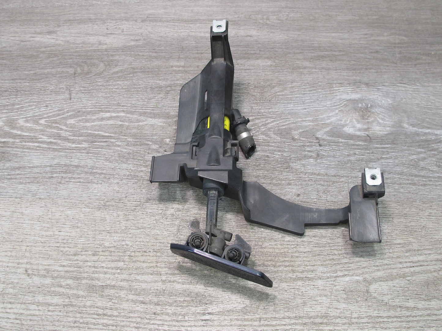 04-06 BMW E46 Coupe Cabrio Right Headlight Washer Nozzle Bracket Support OEM
