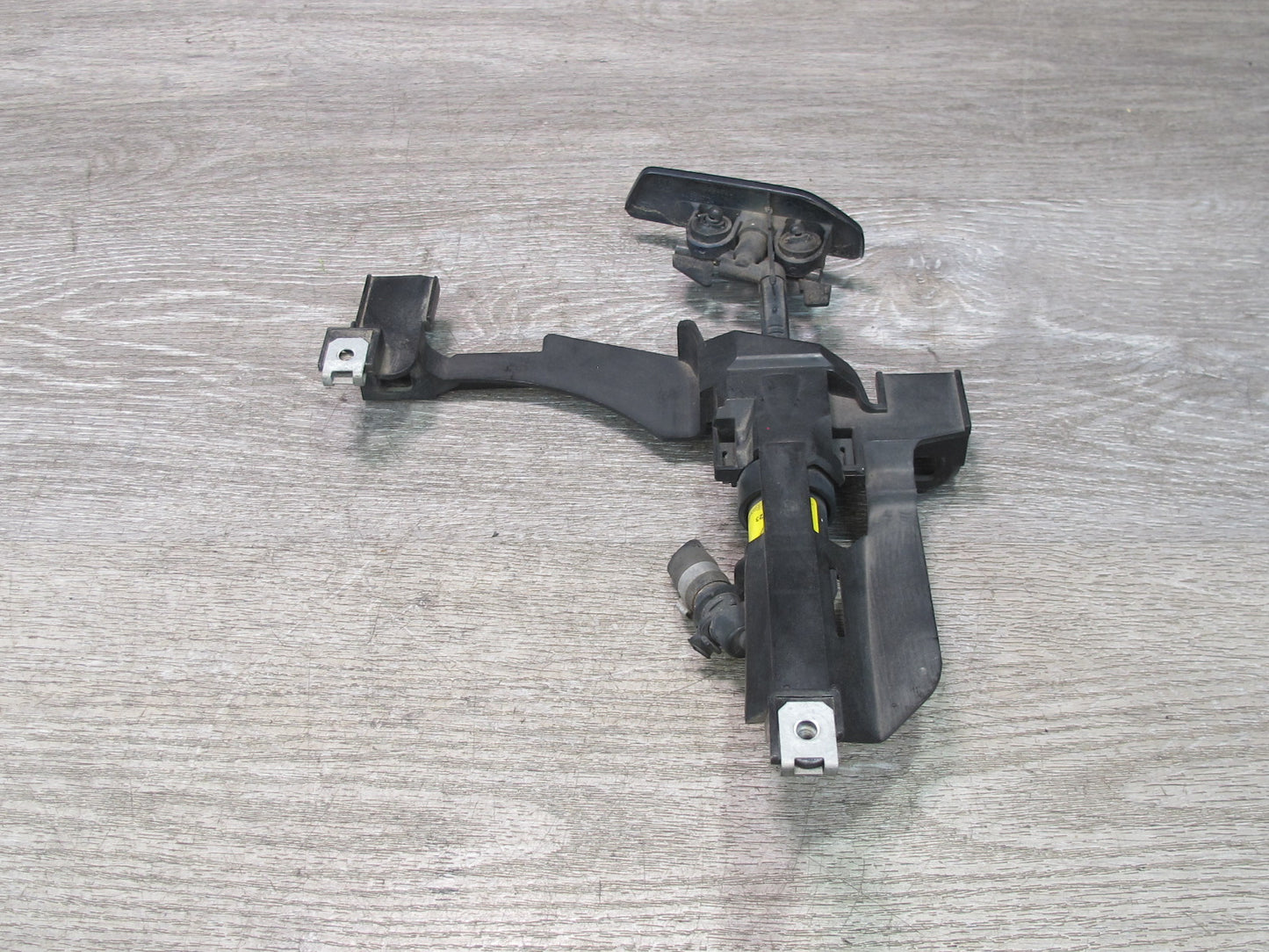 04-06 BMW E46 Coupe Cabrio Right Headlight Washer Nozzle Bracket Support OEM