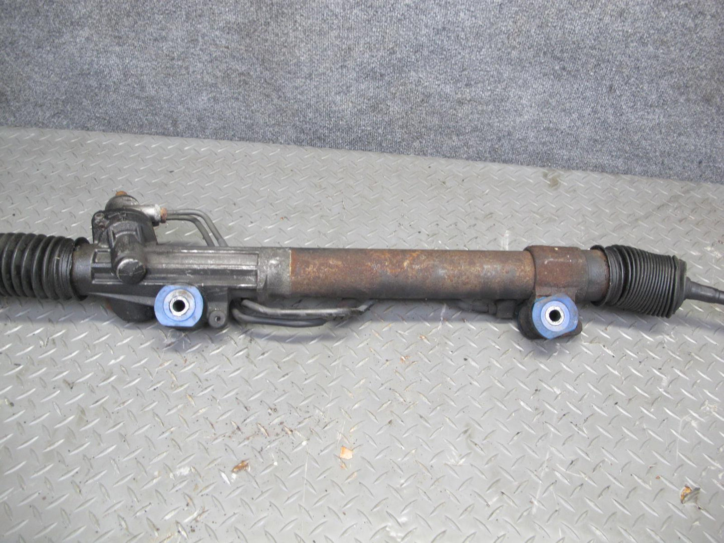 2003-2007 Lexus UZJ100L LX470 Power Steering Rack & Pinion
