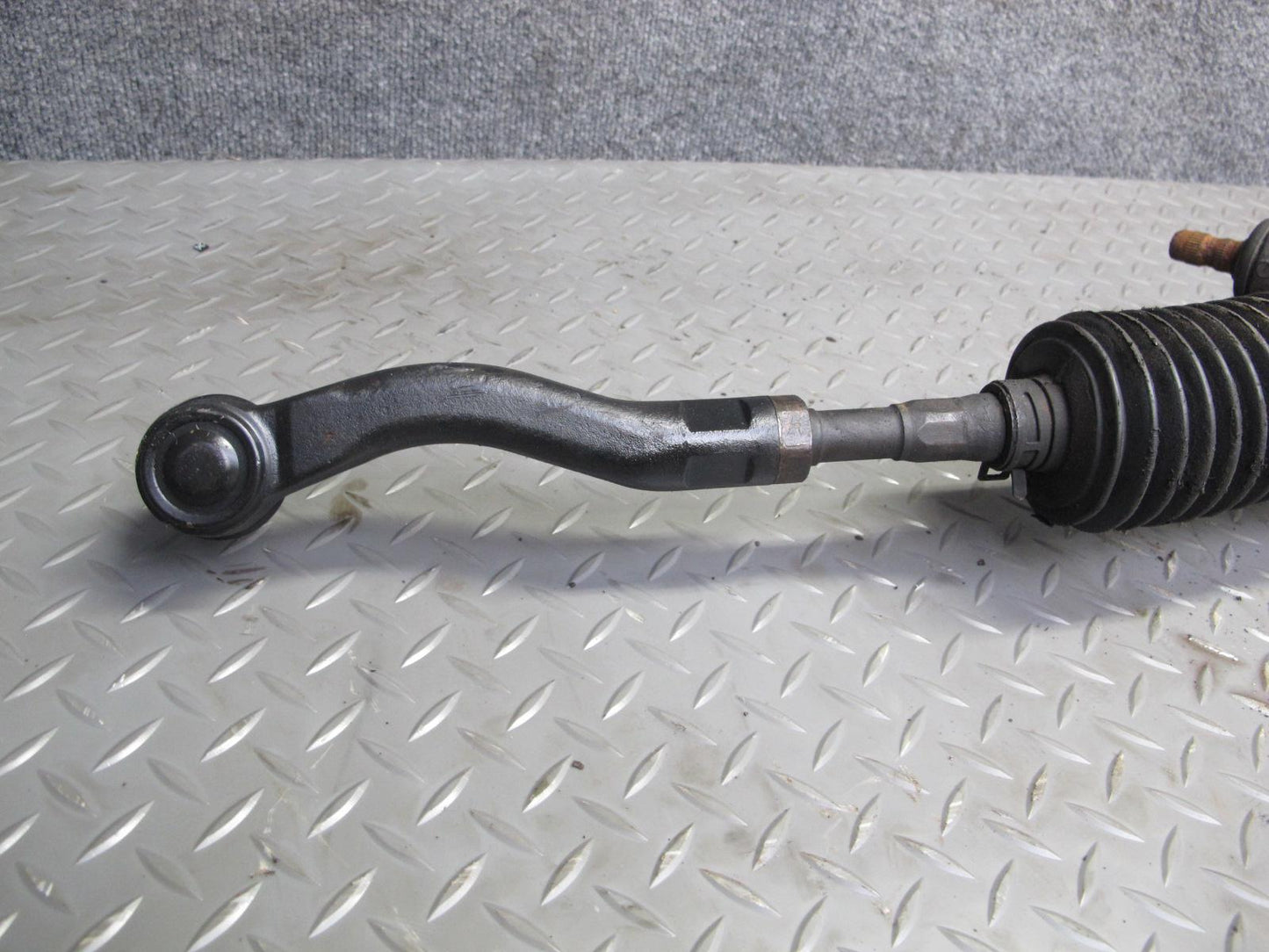 2003-2007 Lexus UZJ100L LX470 Power Steering Rack & Pinion