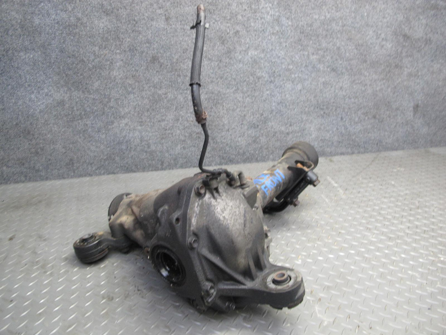 2003-2007 Lexus J100 LX470 4WD Front Axle Differential Carrier 4.10 Ratio