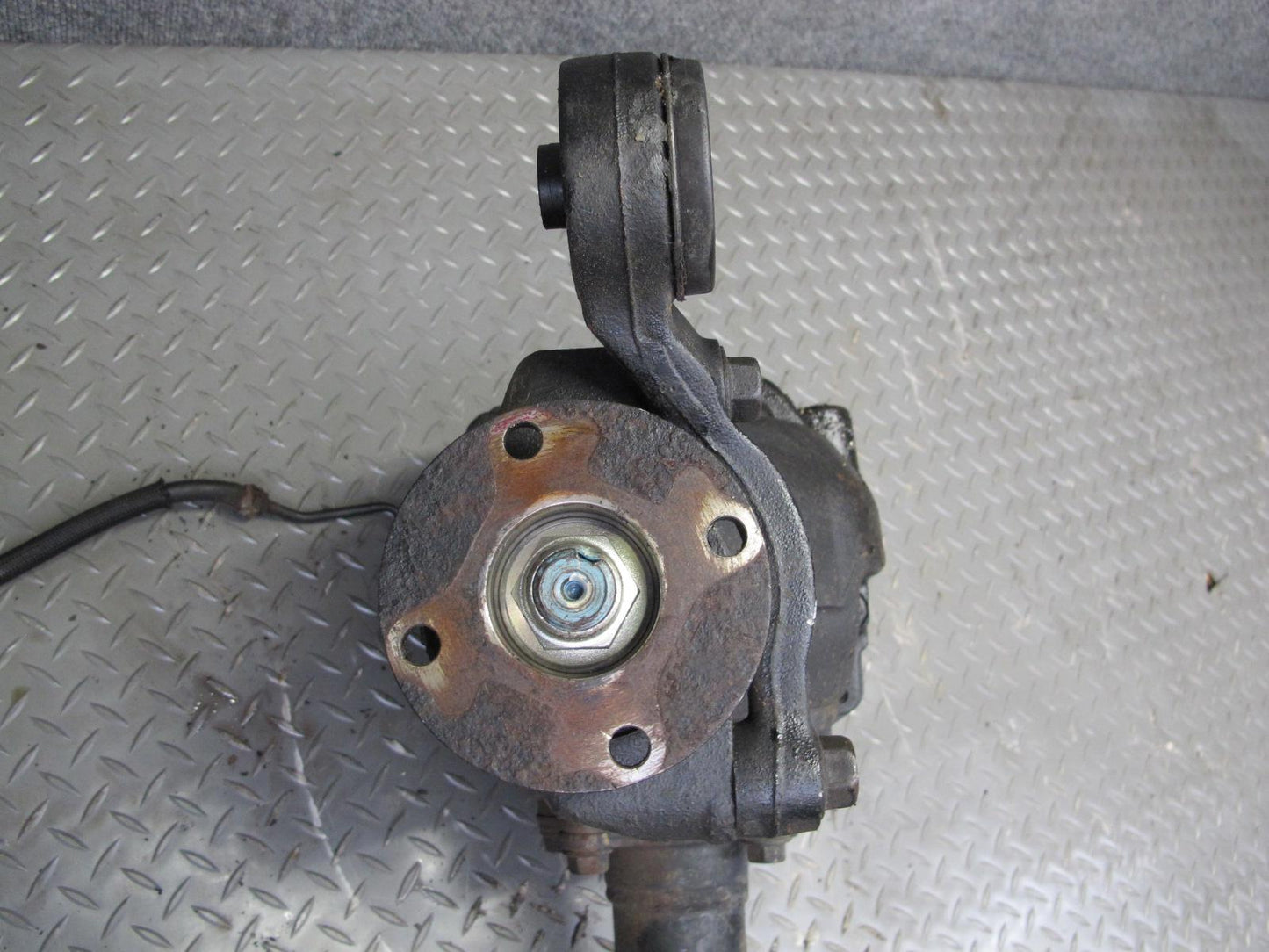 2003-2007 Lexus J100 LX470 4WD Front Axle Differential Carrier 4.10 Ratio