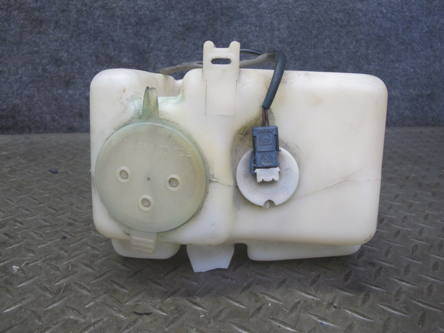 73-89 Mercedes R107 Windshield Washer Fluid Reservoir Bottle Tank w Pump OEM