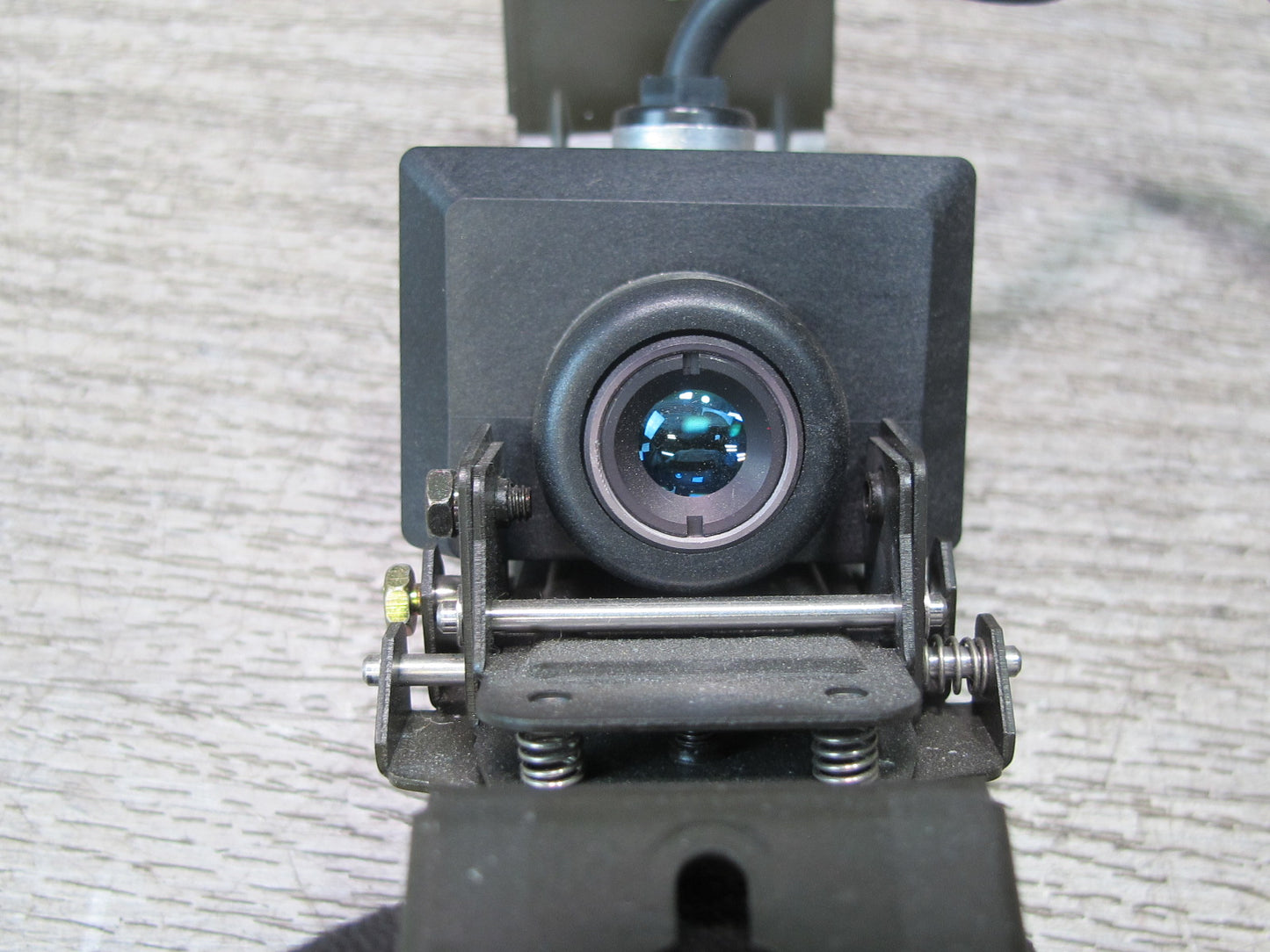 2003-2007 Lexus UZJ100L LX470 Rear Night Vision Camera 86480-60020