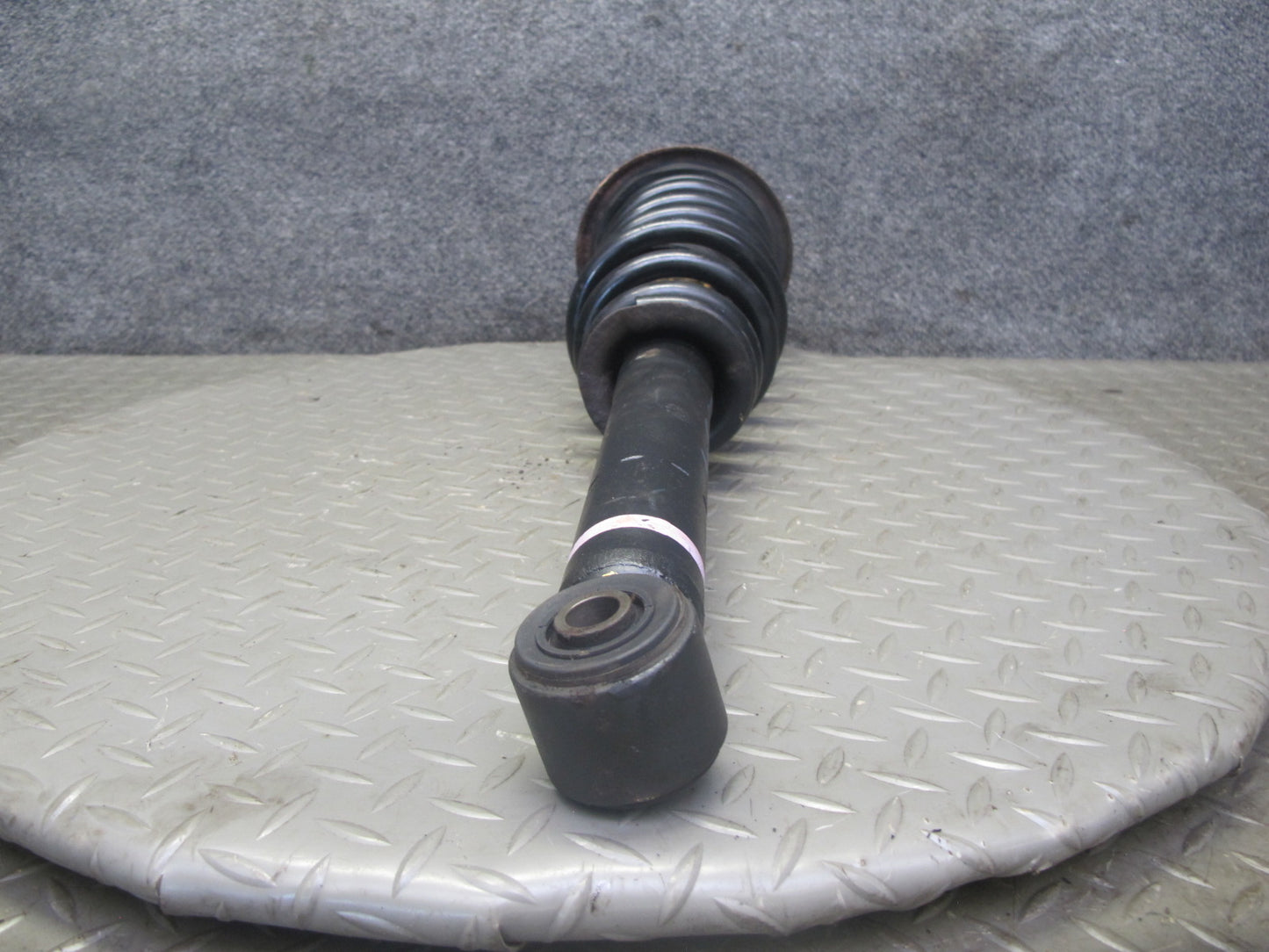 98-05 Lexus GS430 GS300 Front Left & Right Strut Shock Absorber Set 106K OEM