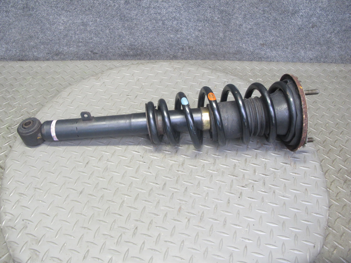 98-05 Lexus GS430 GS300 Front Left & Right Strut Shock Absorber Set 106K OEM