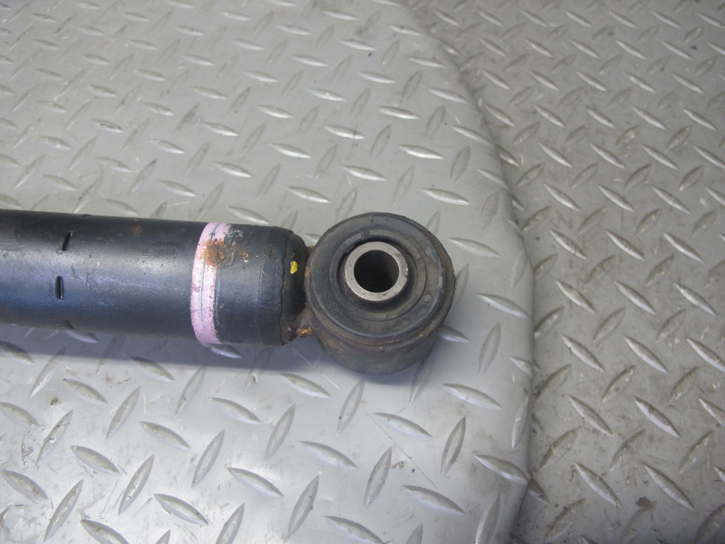 98-05 Lexus GS430 GS300 Front Left & Right Strut Shock Absorber Set 106K OEM
