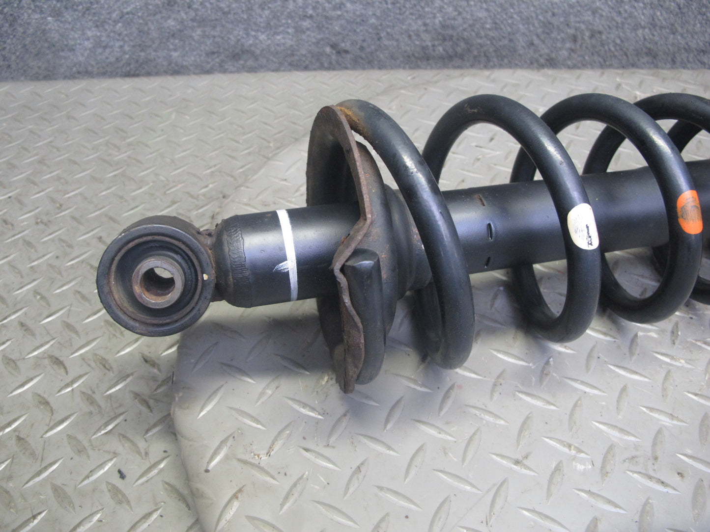 98-05 Lexus GS430 GS300 Set of 2 Rear Left & Right Strut Shock Absorber 106K OEM