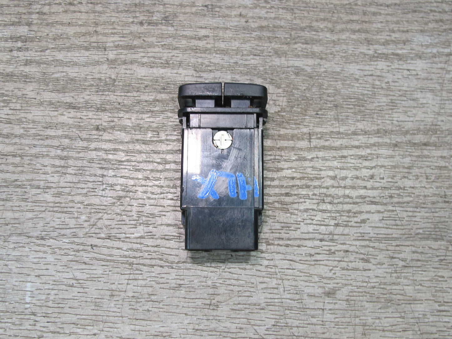 2003-2007 Lexus UZJ100L LX470 Gear Transmission Pattern PWR 2ND Switch Button