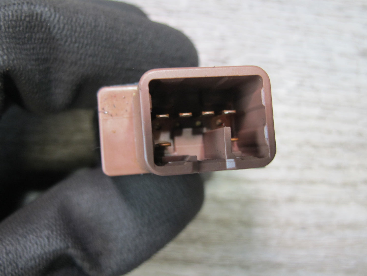 2003-2007 Lexus UZJ100L LX470 Front Right Heated Seat Heater Button Switch