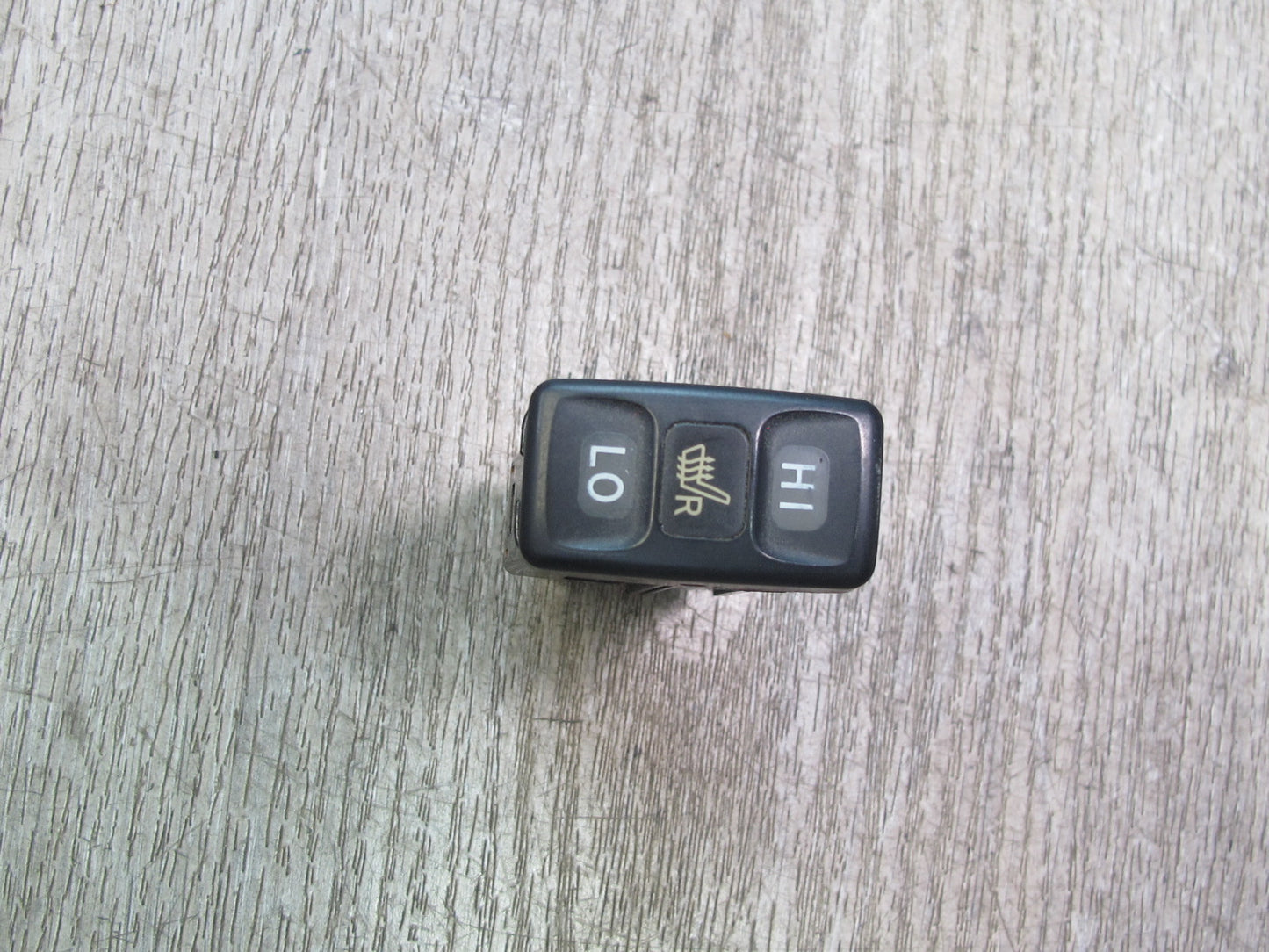 2003-2007 Lexus UZJ100L LX470 Front Right Heated Seat Heater Button Switch