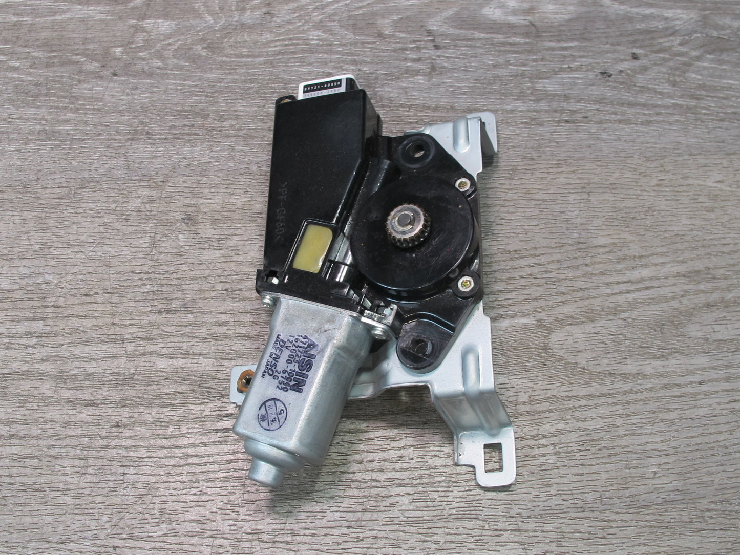 2003-2007 Lexus UZJ100L LX470 Sunroof Motor Drive Unit