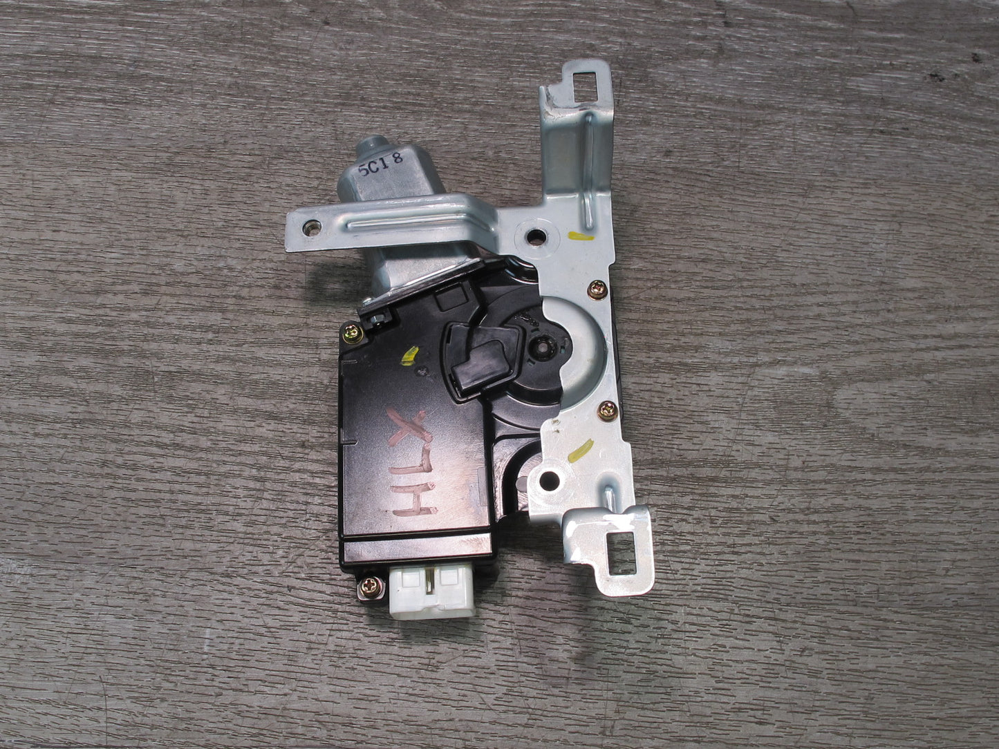 2003-2007 Lexus UZJ100L LX470 Sunroof Motor Drive Unit