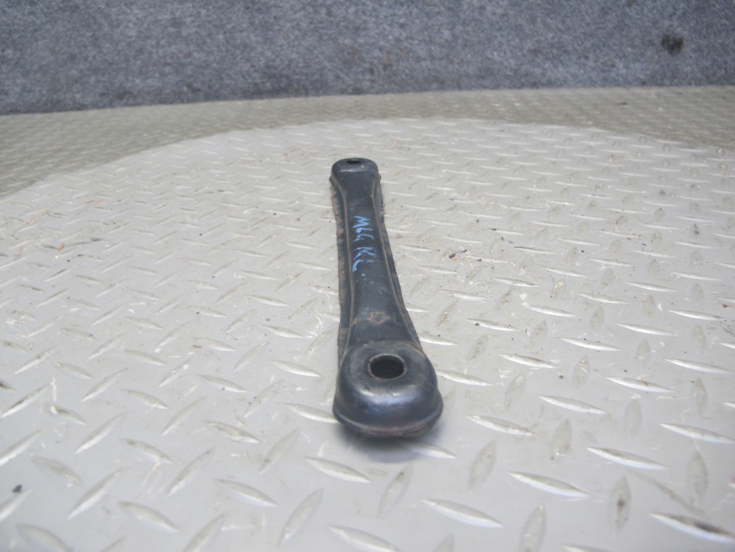98-05 Lexus JZS160L GS400 GS430 GS300 Set Rear Crossmember Brace Bracket OEM