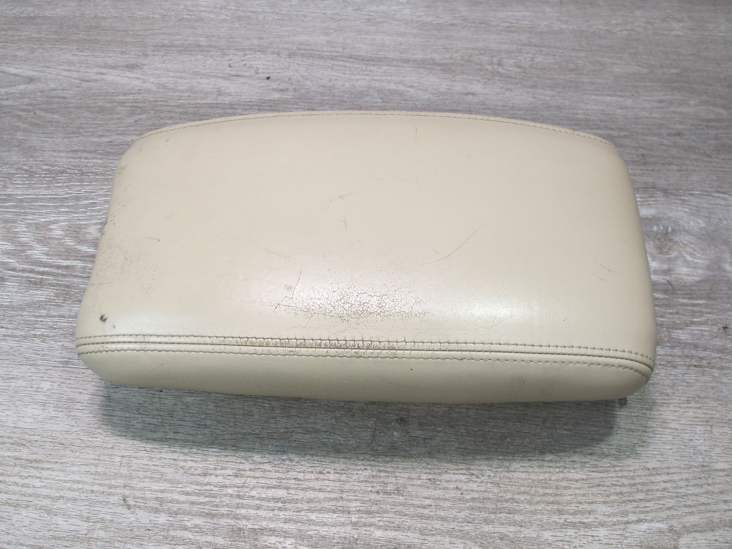 2003-2007 Lexus UZJ100L LX470 Center Console Armrest Compartment Storage