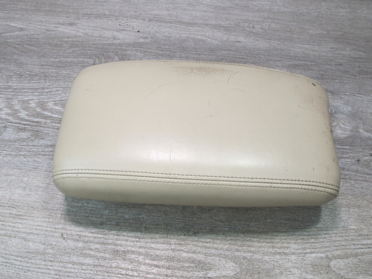 2003-2007 Lexus UZJ100L LX470 Center Console Armrest Compartment Storage