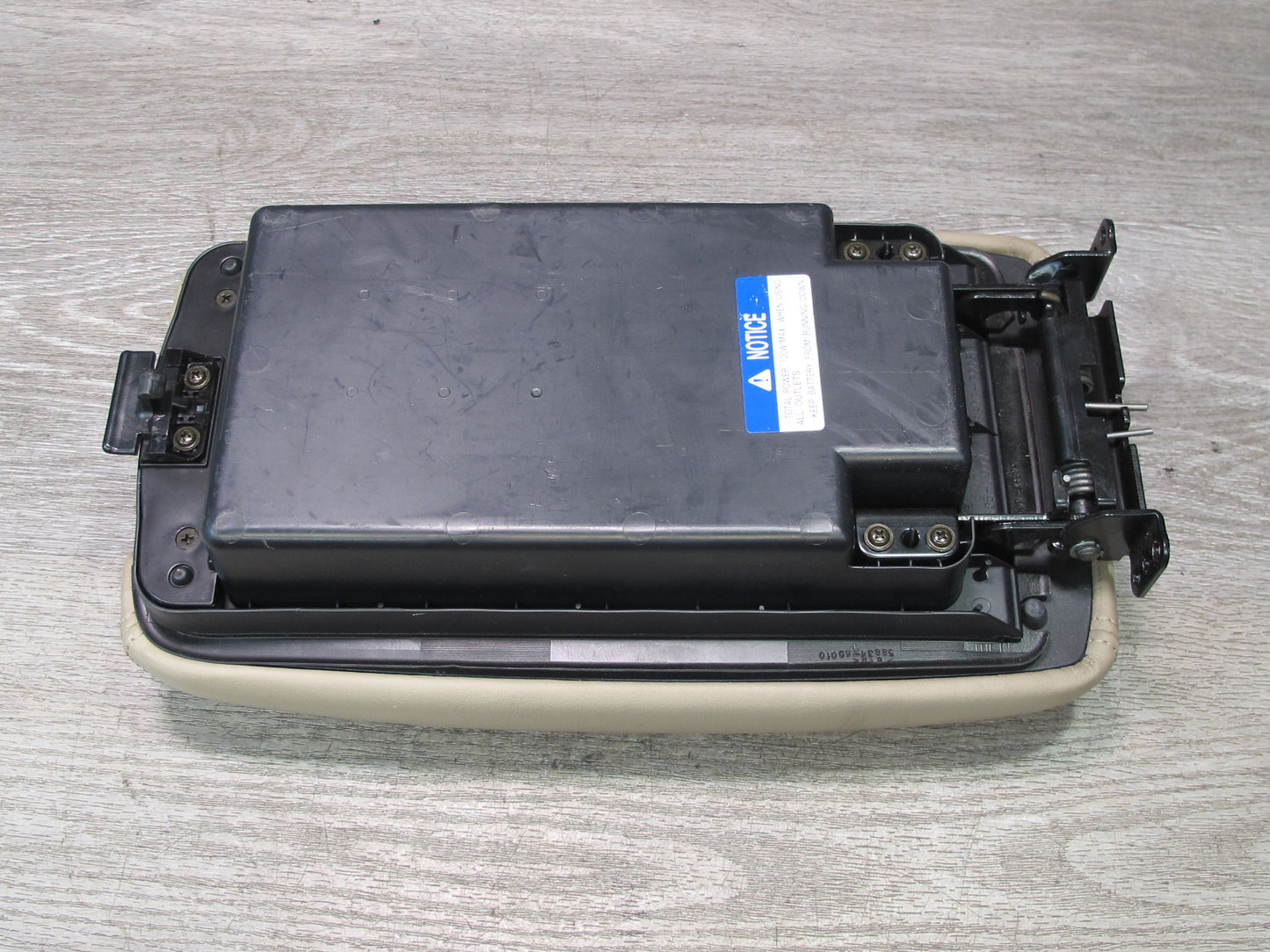 2003-2007 Lexus UZJ100L LX470 Center Console Armrest Compartment Storage