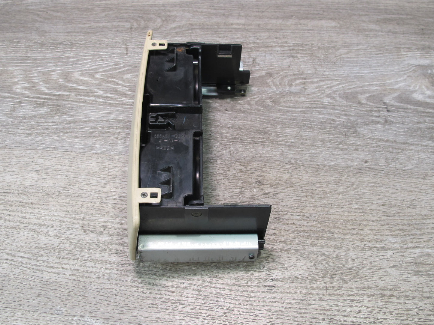 2003-2007 Lexus UZJ100L LX470 Rear Center Console CUP Holder