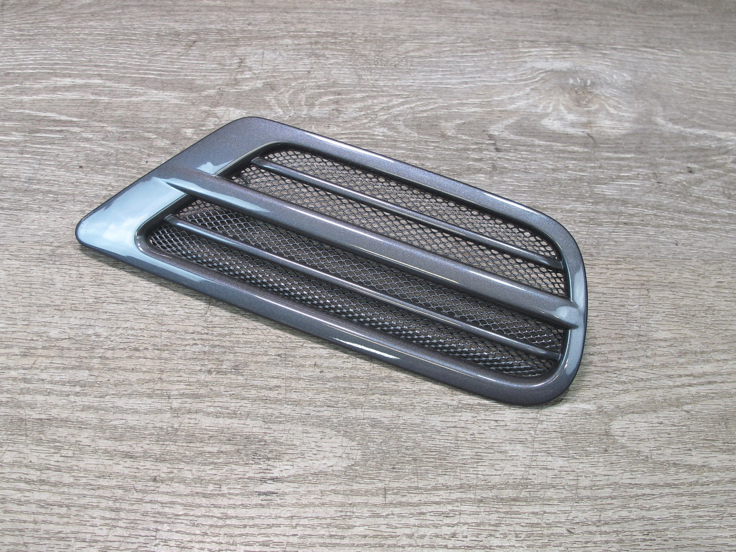 1998-2007 Lexus UZJ100L LX470 Rear Left & Right Quarter Vent Trim Grille Set