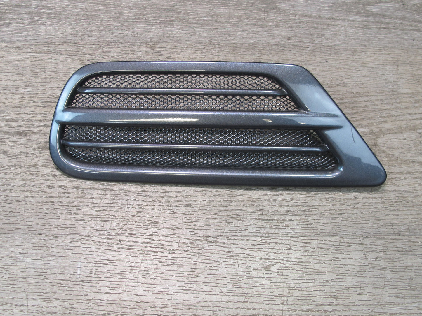 1998-2007 Lexus UZJ100L LX470 Rear Left & Right Quarter Vent Trim Grille Set