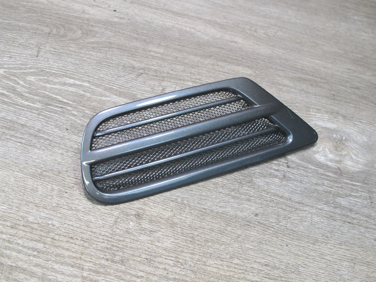 1998-2007 Lexus UZJ100L LX470 Rear Left & Right Quarter Vent Trim Grille Set