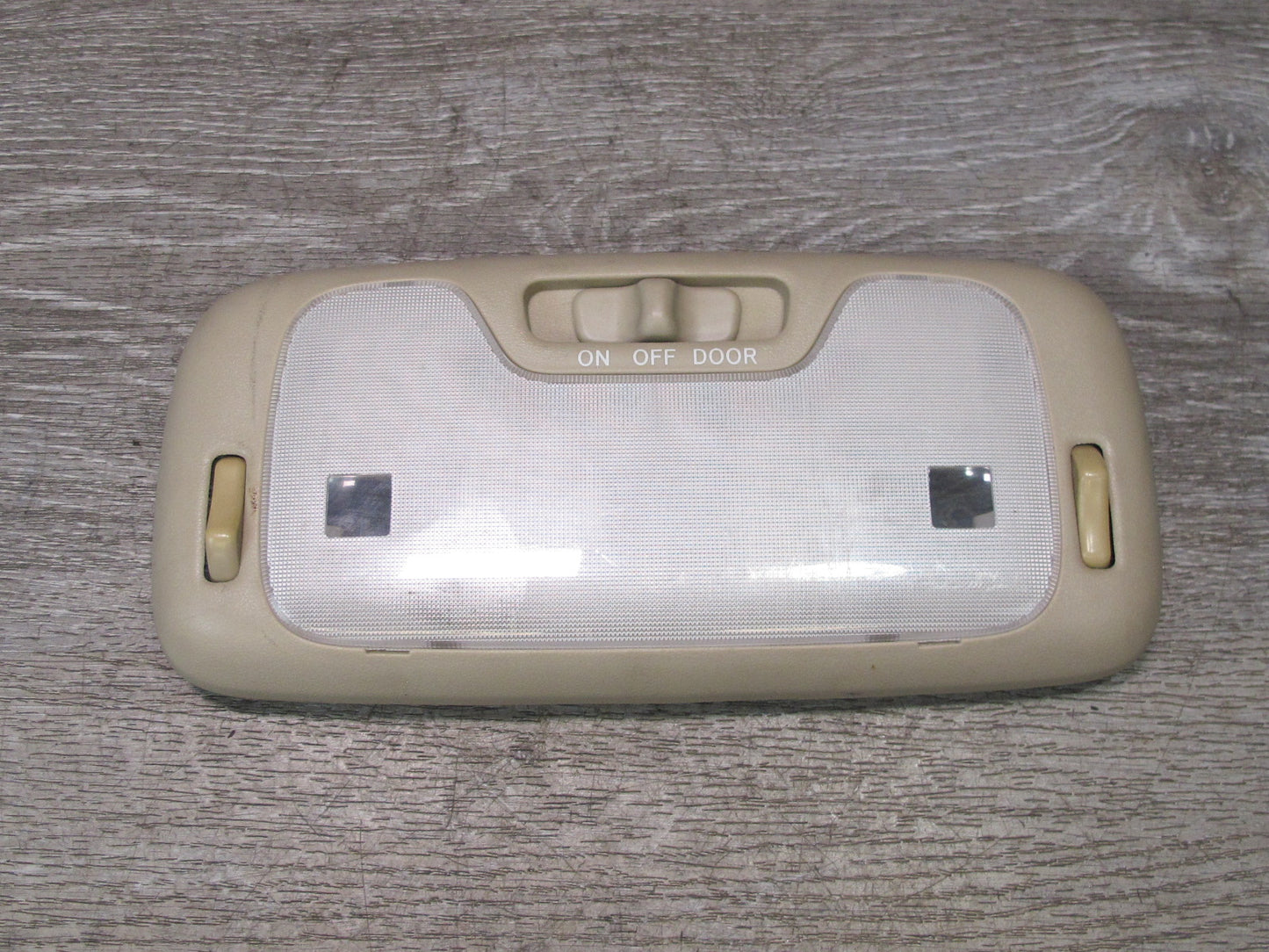 2003-2007 Lexus UZJ100L LX470 Overhead Console Interior Light Lamp Set