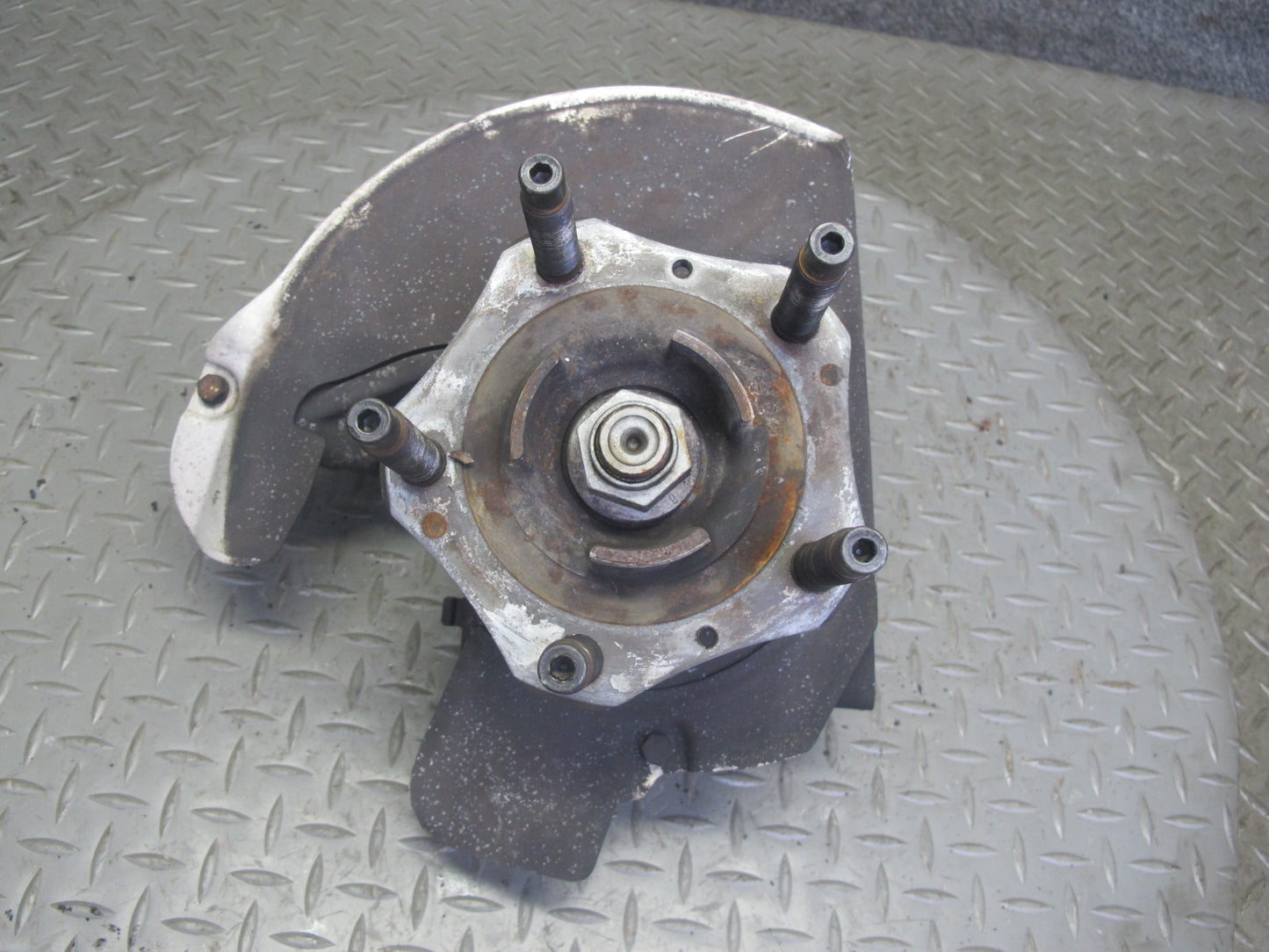 2005-2012 Porsche 911 997 Boxster RWD Front Left Spindle Knuckle Wheel Hub